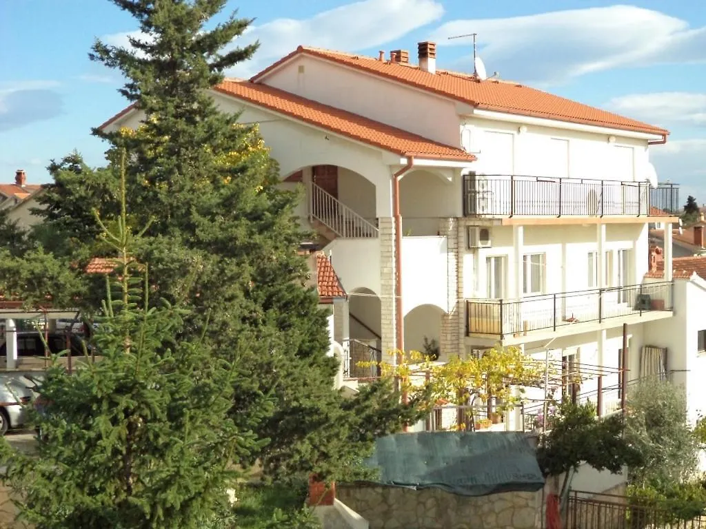 Apartment In Pula With Sea View, Terrace, Air Conditioning, Wifi 633-2